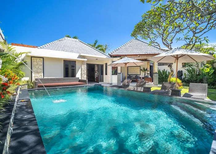 Pulu 3 Bedroom Private Pool ヴィラ スミニャック