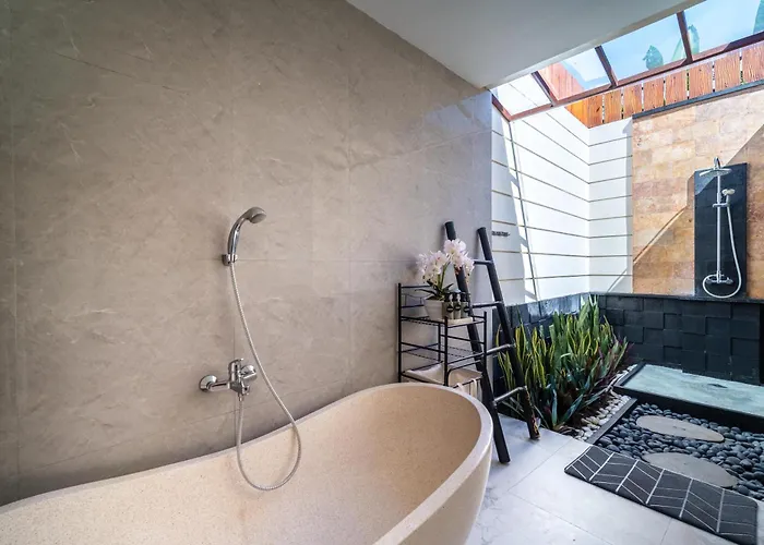 Pulu 3 Bedroom Private Pool Villa *